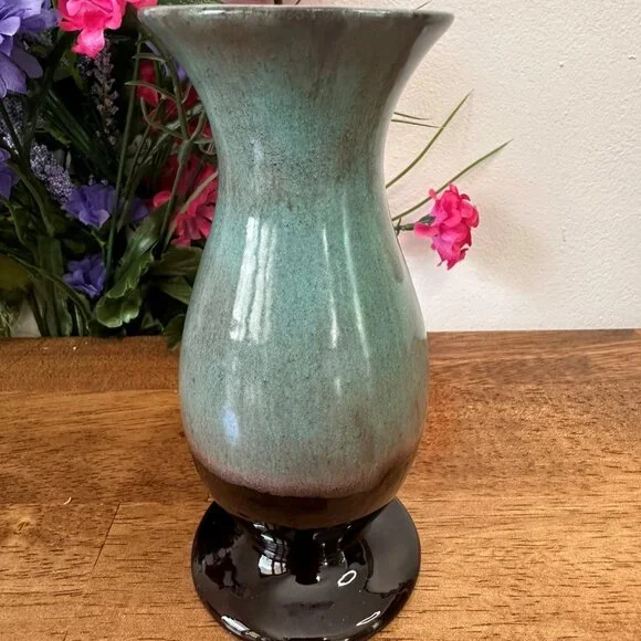 Vintage Green and Brown Drip Glaze Pedestal Vase Marked 569 Art Pottery - Picture 1 of 7